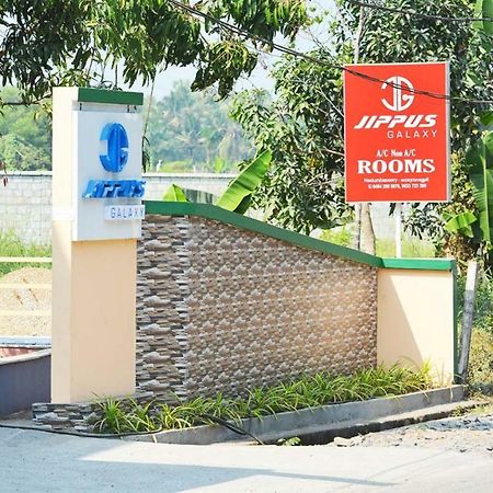 Jippus Galaxy Budget Air Port Hotel Kochi Extérieur photo