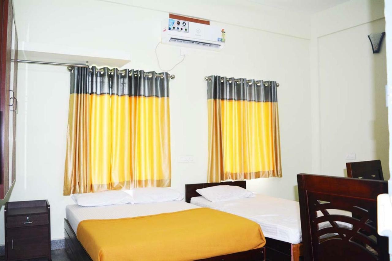 Jippus Galaxy Budget Air Port Hotel Kochi Extérieur photo