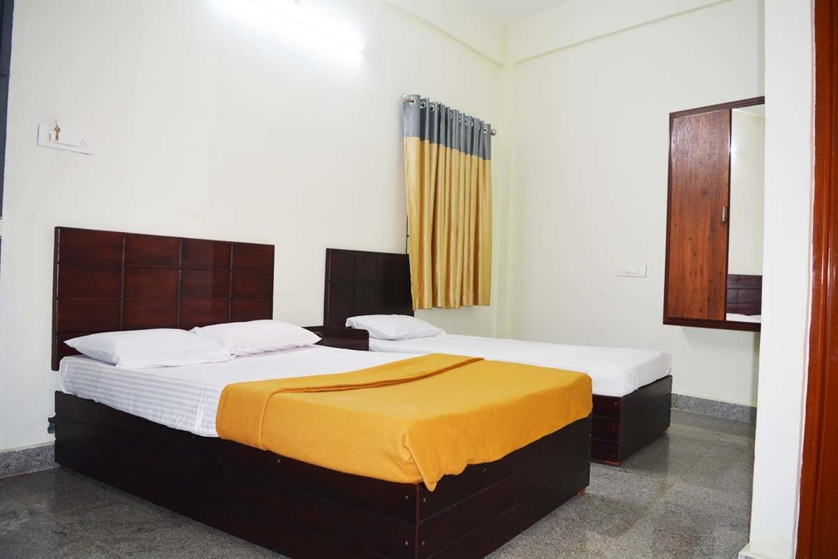 Jippus Galaxy Budget Air Port Hotel Kochi Extérieur photo