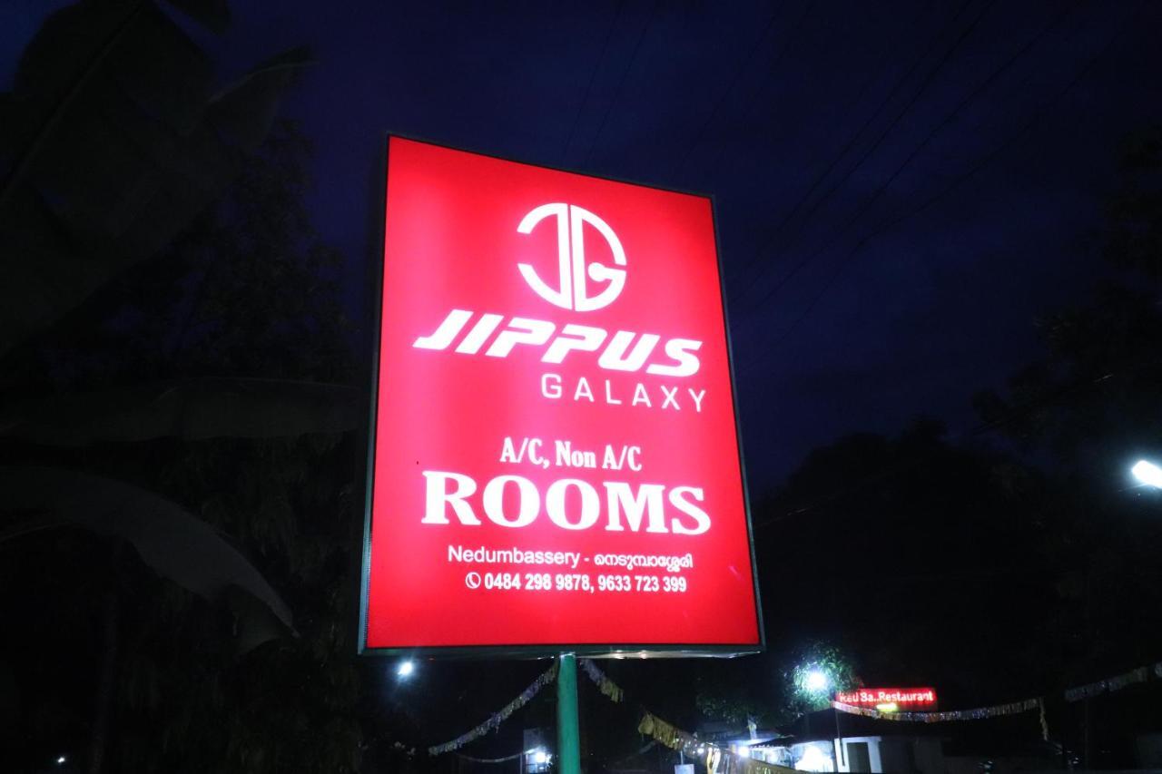 Jippus Galaxy Budget Air Port Hotel Kochi Extérieur photo